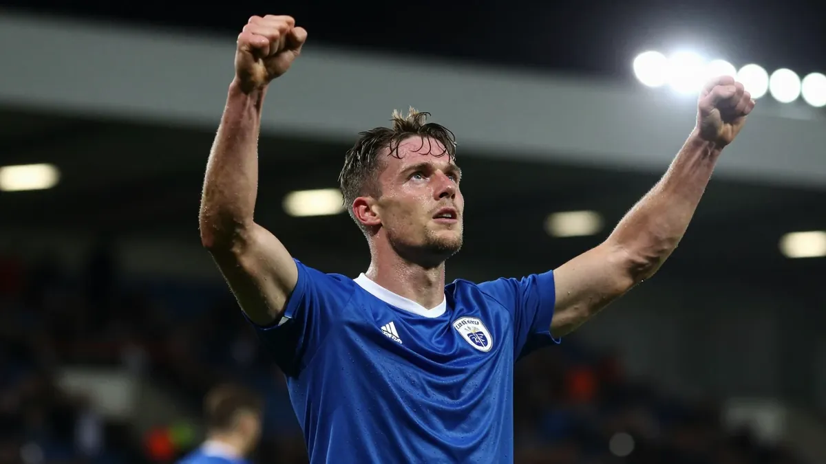 Waterford secured a 3-0 victory over St Patrick's Athletic with a late surge, as reported by TNT Sports, boosting their...